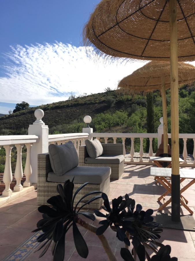 B&B And Apartments Cortijo La Zapatera Canillas de Aceituno Eksteriør bilde